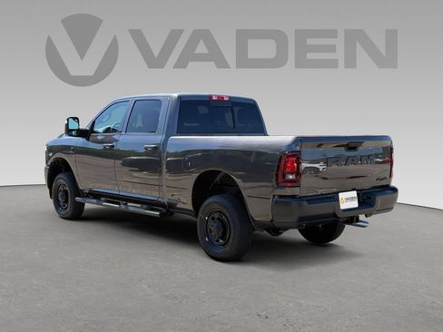 New 2026 RAM 2500 Tradesman AWD/4WD image 21