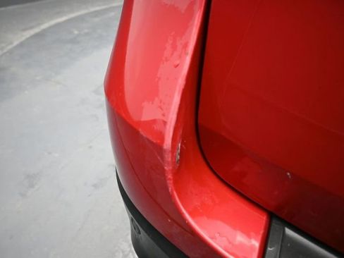 Used 2022 Ford Explorer ST image 6