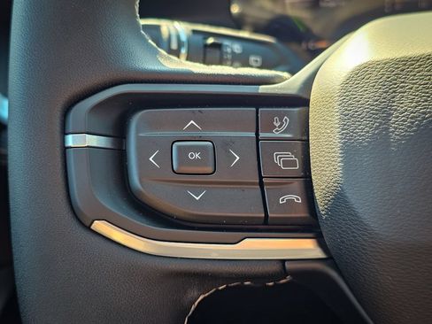 New 2026 Jeep Cherokee Overland w/ Advanced Pro Tech Group AWD/4WD image 20
