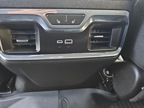 Used 2024 Chevrolet Silverado 2500 LTZ w/ LTZ Plus Package AWD/4WD image 21