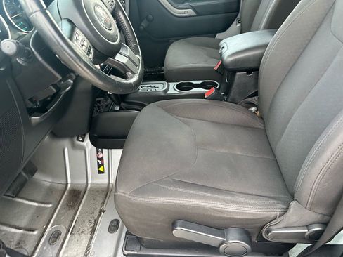 Used 2015 Jeep Wrangler Sport w/ Connectivity Group image 21