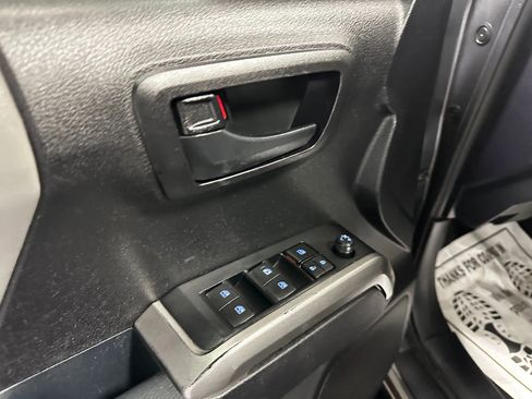 Used 2021 Toyota Tacoma SR5 image 15