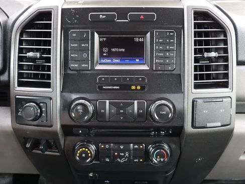Used 2018 Ford F250 XL w/ Power Equipment Group AWD/4WD image 34