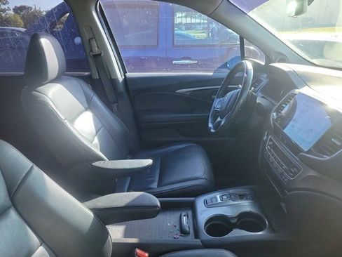 Used 2022 Honda Pilot Special Edition image 3