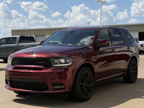 Used 2019 Dodge Durango GT RWD image 2