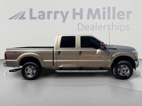 Used 2011 Ford F250 XLT w/ XLT Premium Pkg AWD/4WD image 6