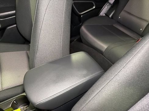 Used 2025 Kia Soul LX FWD image 23
