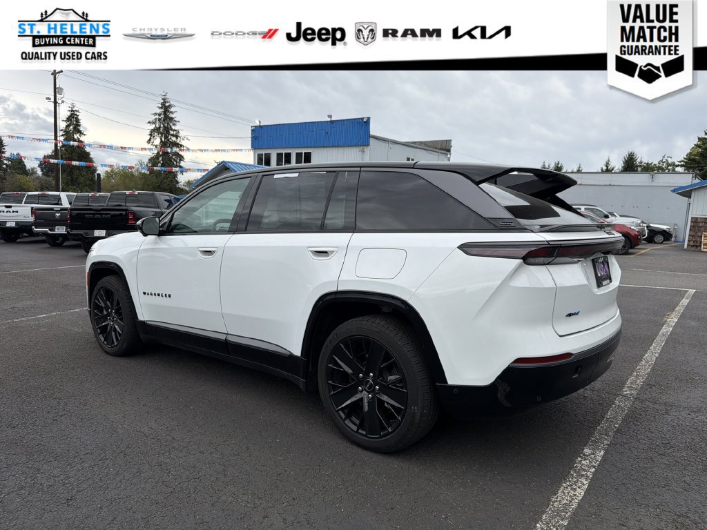 Used 2024 Jeep Wagoneer Limited AWD/4WD image 4