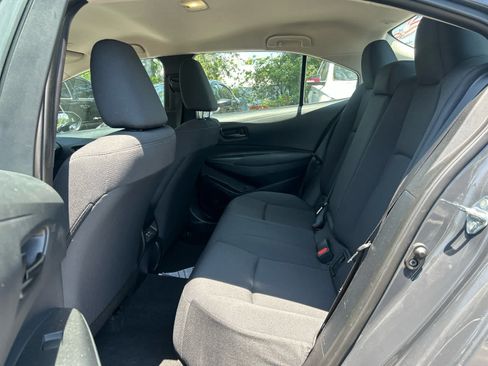 Used 2025 Toyota Corolla LE FWD image 9