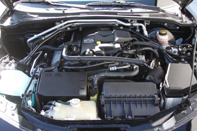 Used 2010 MAZDA MX-5 Miata Touring RWD image 23