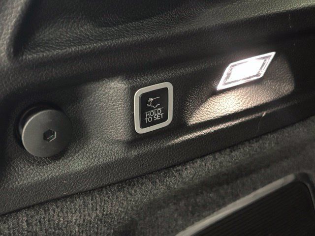Used 2024 Jeep Grand Cherokee L Overland AWD/4WD image 10