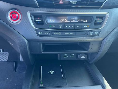 Used 2025 Honda Ridgeline Sport image 33