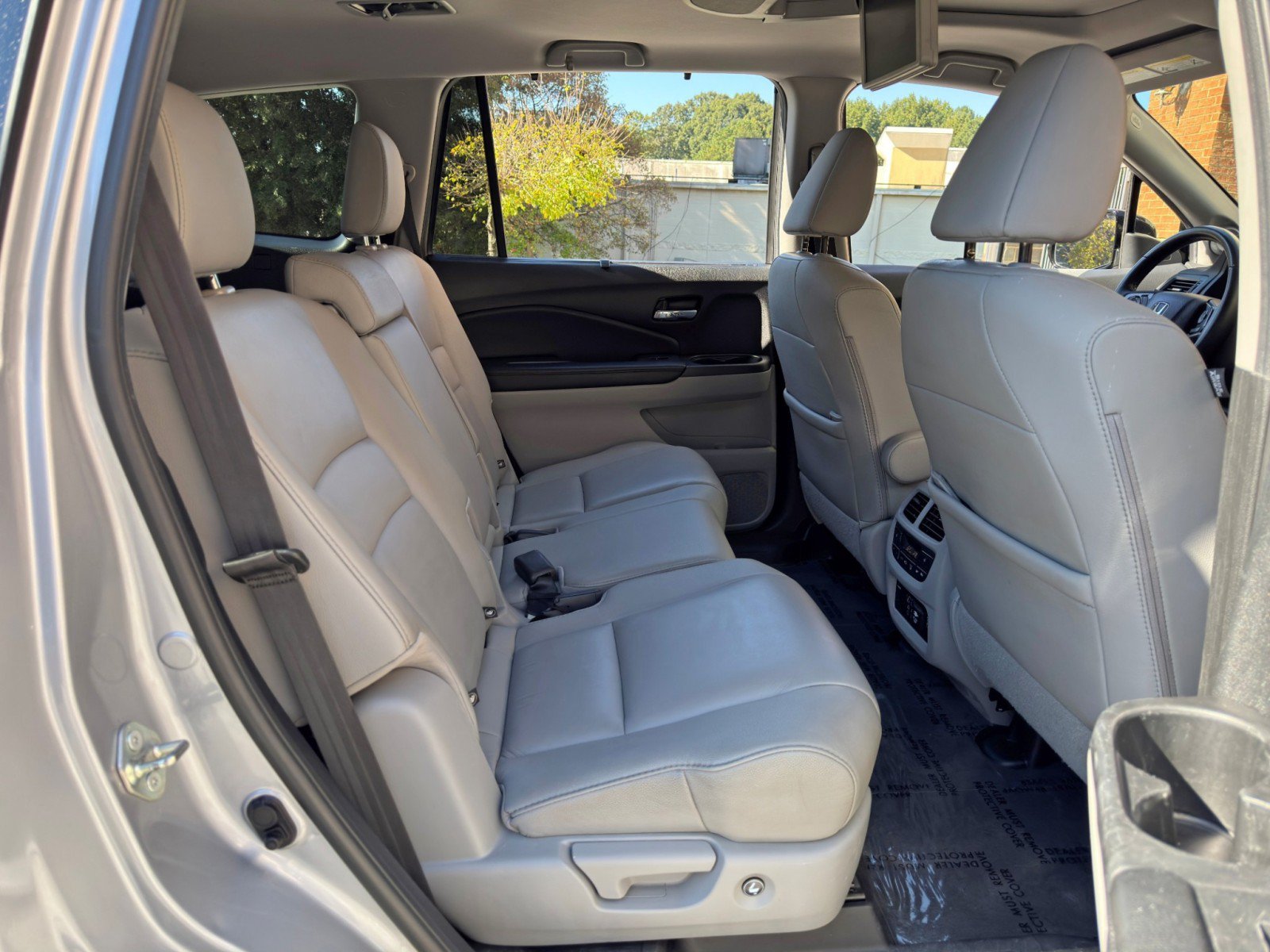 Used 2020 Honda Pilot Touring image 41