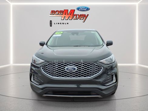 Used 2024 Ford Edge SEL w/ Convenience Package image 2