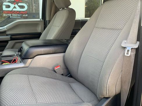 Used 2018 Ford F150 XLT w/ Equipment Group 302A Luxury image 7