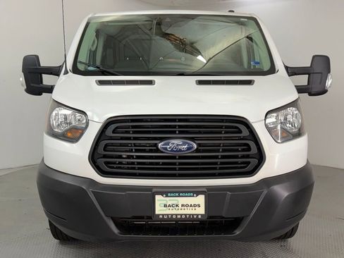 Used 2019 Ford Transit 250 130 Low Roof RWD image 2