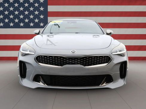 Used 2019 Kia Stinger GT1 image 8