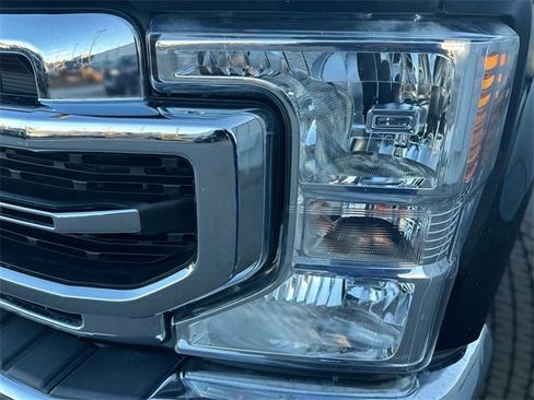 Certified 2022 Ford F250 Lariat w/ Lariat Value Package image 9