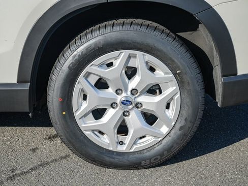 Certified 2023 Subaru Forester image 13