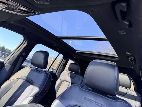 Used 2023 Jeep Grand Cherokee Overland image 17