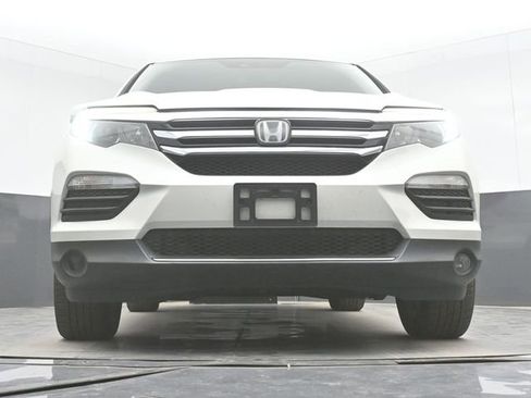 Used 2018 Honda Pilot Touring image 28