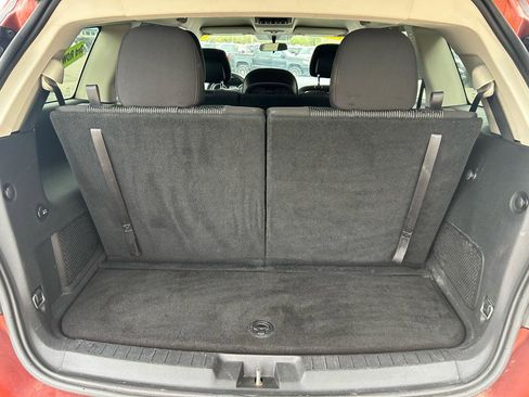 Used 2014 Dodge Journey SE w/ Flexible Seating Group FWD image 17