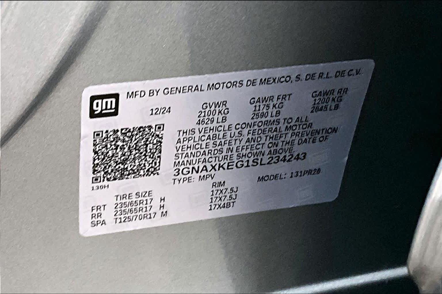 Used 2025 Chevrolet Equinox ACTIV w/ Safety and Technology Package FWD image 35