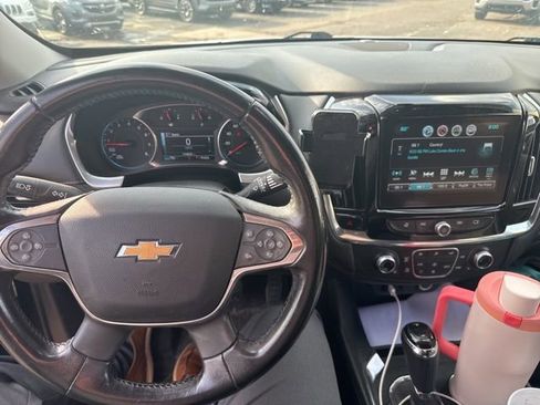 Used 2018 Chevrolet Traverse LT w/ LPO, Floor Liner Package AWD/4WD image 4