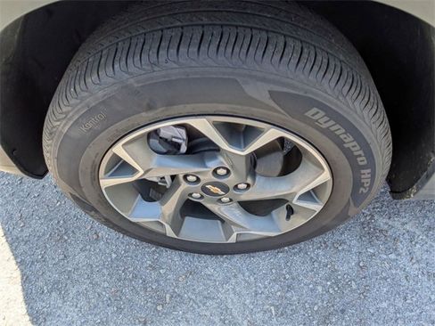 Used 2024 Chevrolet Trax LT image 9