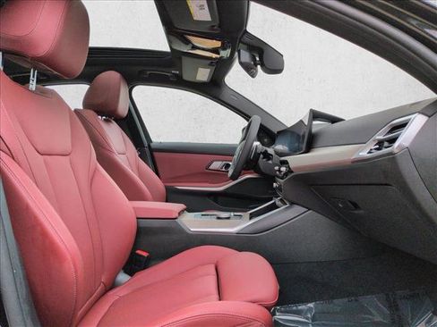 Used 2025 BMW 330i xDrive Sedan w/ Premium Package image 22