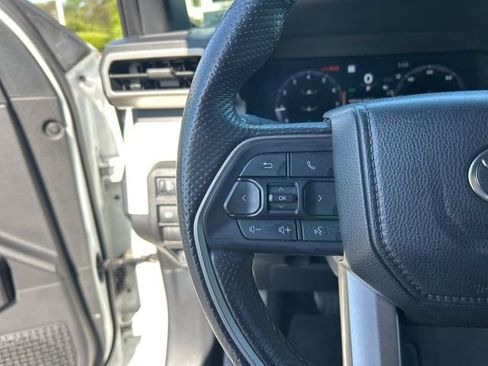 Used 2024 Toyota Tacoma TRD Off-Road AWD/4WD image 21
