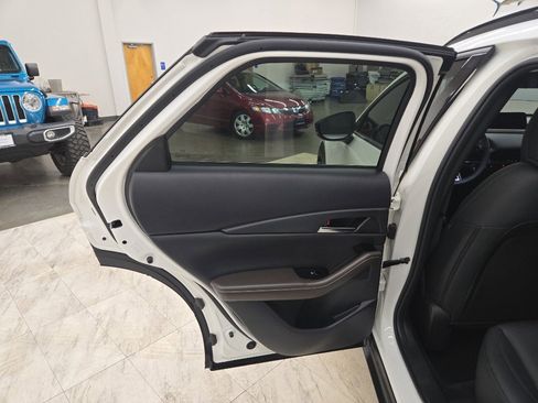 Used 2025 MAZDA CX-30 2.5 Turbo w/ Premium Plus Pkg image 22