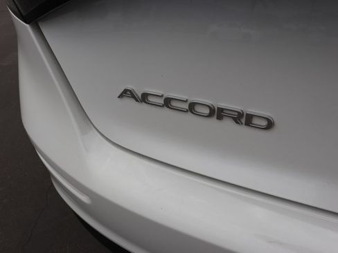 Used 2024 Honda Accord Sport image 6