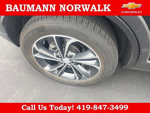 Used 2023 Buick Encore GX Select FWD image 11
