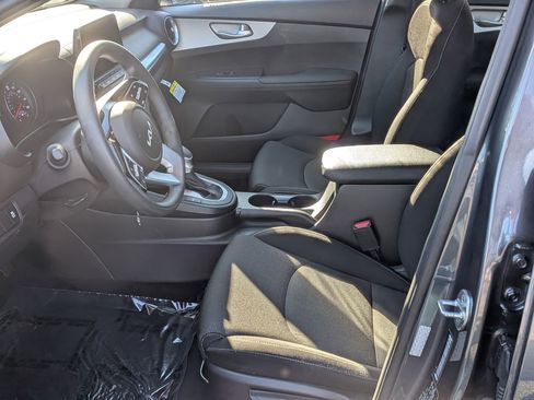 Used 2023 Kia Forte LXS image 16