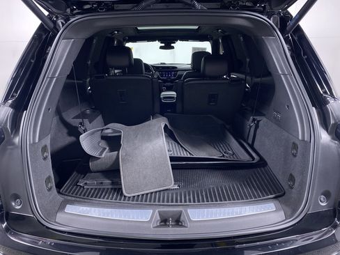 Certified 2020 Cadillac XT6 Sport image 16