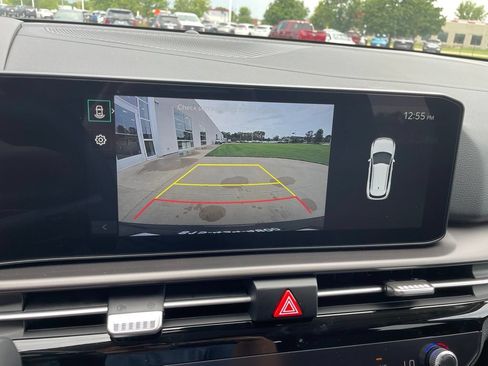 New 2026 Kia Sportage EX w/ EX Panorama Roof Package FWD image 21
