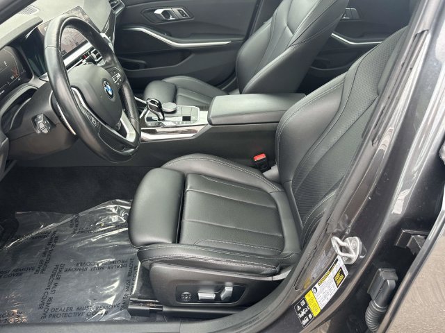 Used 2022 BMW 330i xDrive Sedan w/ Driving Assistance Package AWD/4WD image 25