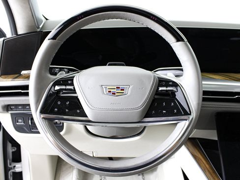 Used 2025 Cadillac Escalade ESV Sport Platinum RWD image 51