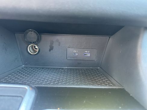 Certified 2024 Nissan Pathfinder SV FWD image 21