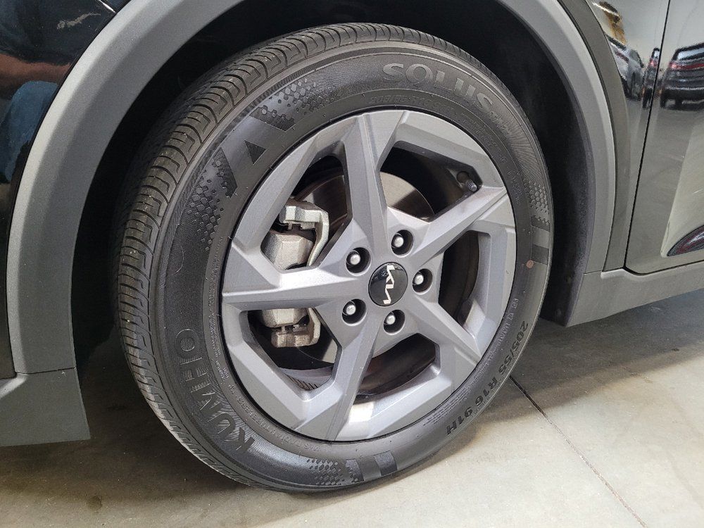 Used 2025 Kia K4 FWD image 31