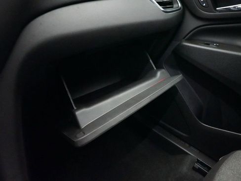 Used 2024 Chevrolet Equinox LT image 30