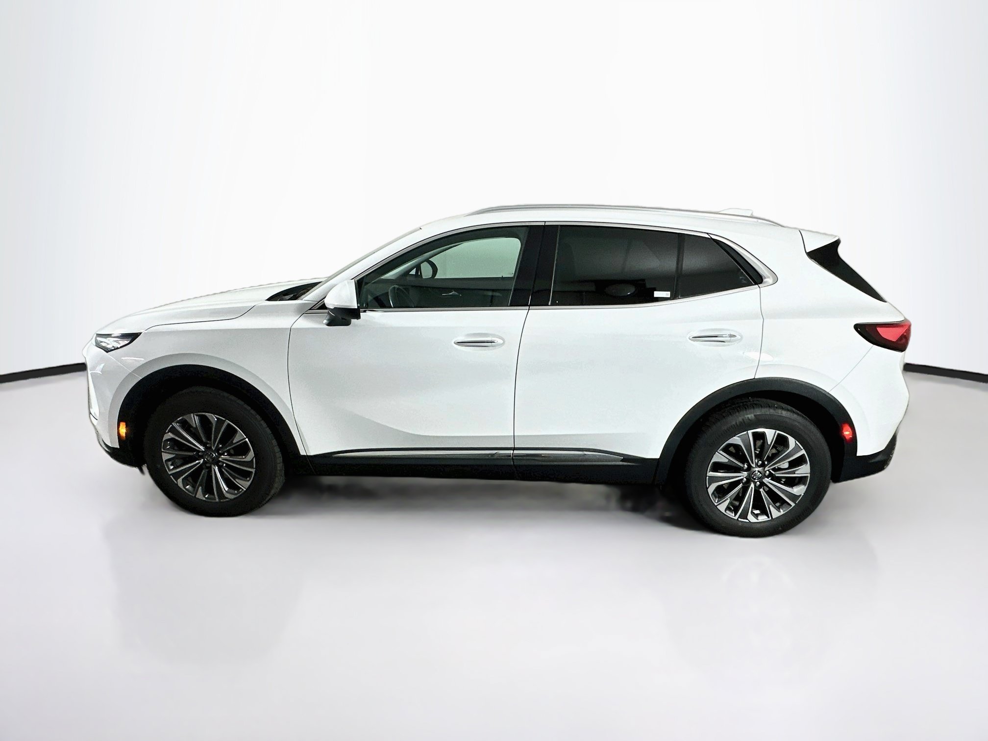 Used 2024 Buick Envision Preferred AWD/4WD image 4
