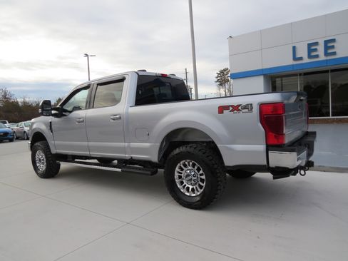 Used 2022 Ford F250 XLT w/ XLT Premium Package image 3