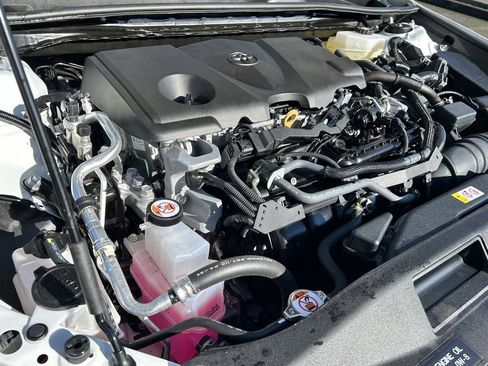Certified 2025 Toyota Camry SE image 23