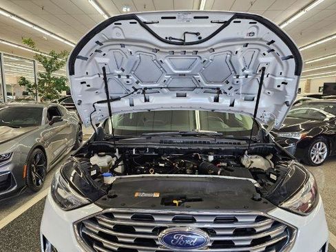 Used 2019 Ford Edge SEL w/ Equipment Group 201A AWD/4WD image 38
