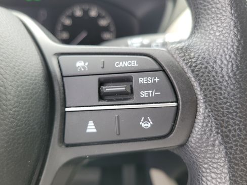 Certified 2023 Honda HR-V LX image 19