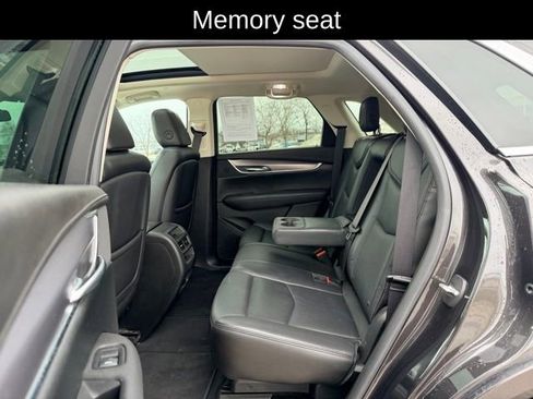 Certified 2017 Cadillac XT5 Luxury w/ Driver Awareness Package image 9