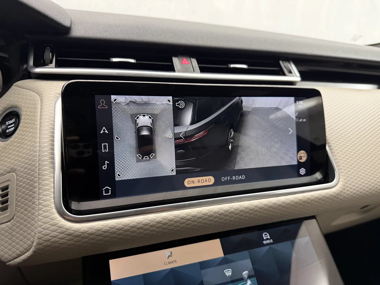 Used 2021 Land Rover Range Rover Velar R-Dynamic S AWD/4WD image 22
