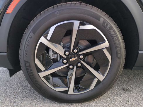 New 2026 Chevrolet Equinox EV LT AWD/4WD image 29